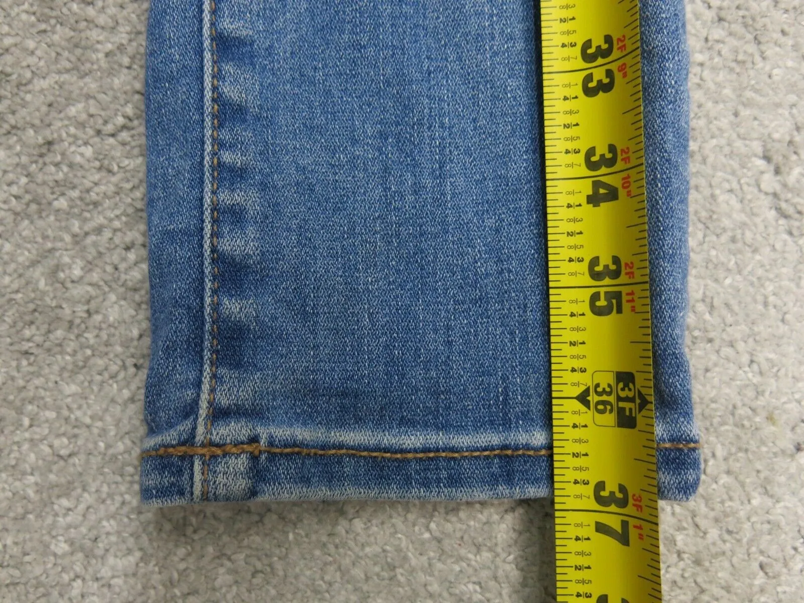 American Eagle Womens Jeans Denim Skinny Leg Low Rise Stretch Light Blue Size 2R