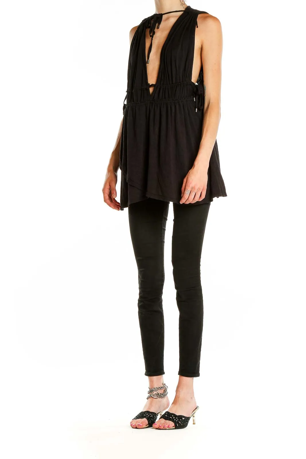 Black Plunging V-Neck Sleeveless Tunic Top