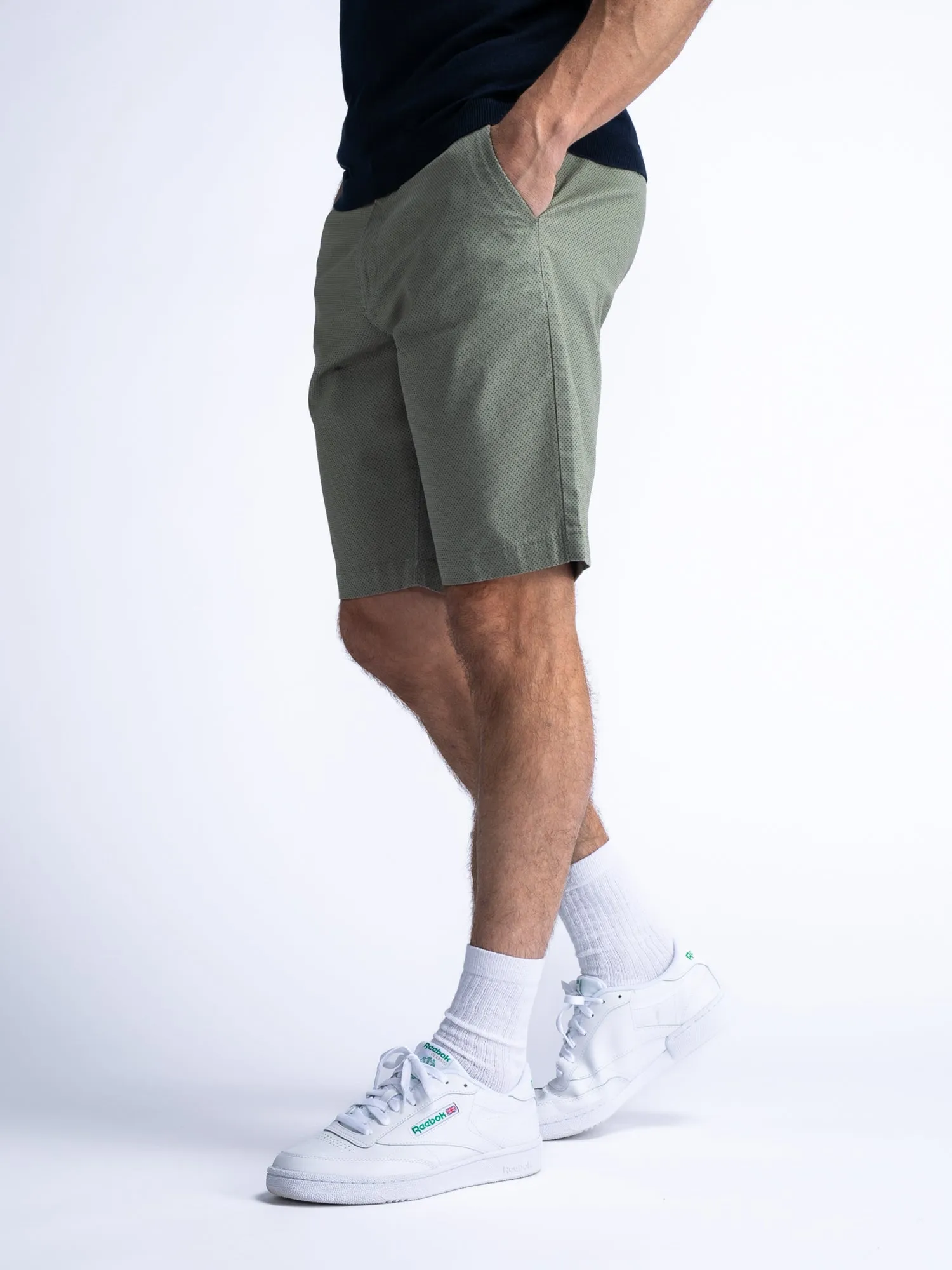 Chino Shorts with Belt Breezeify