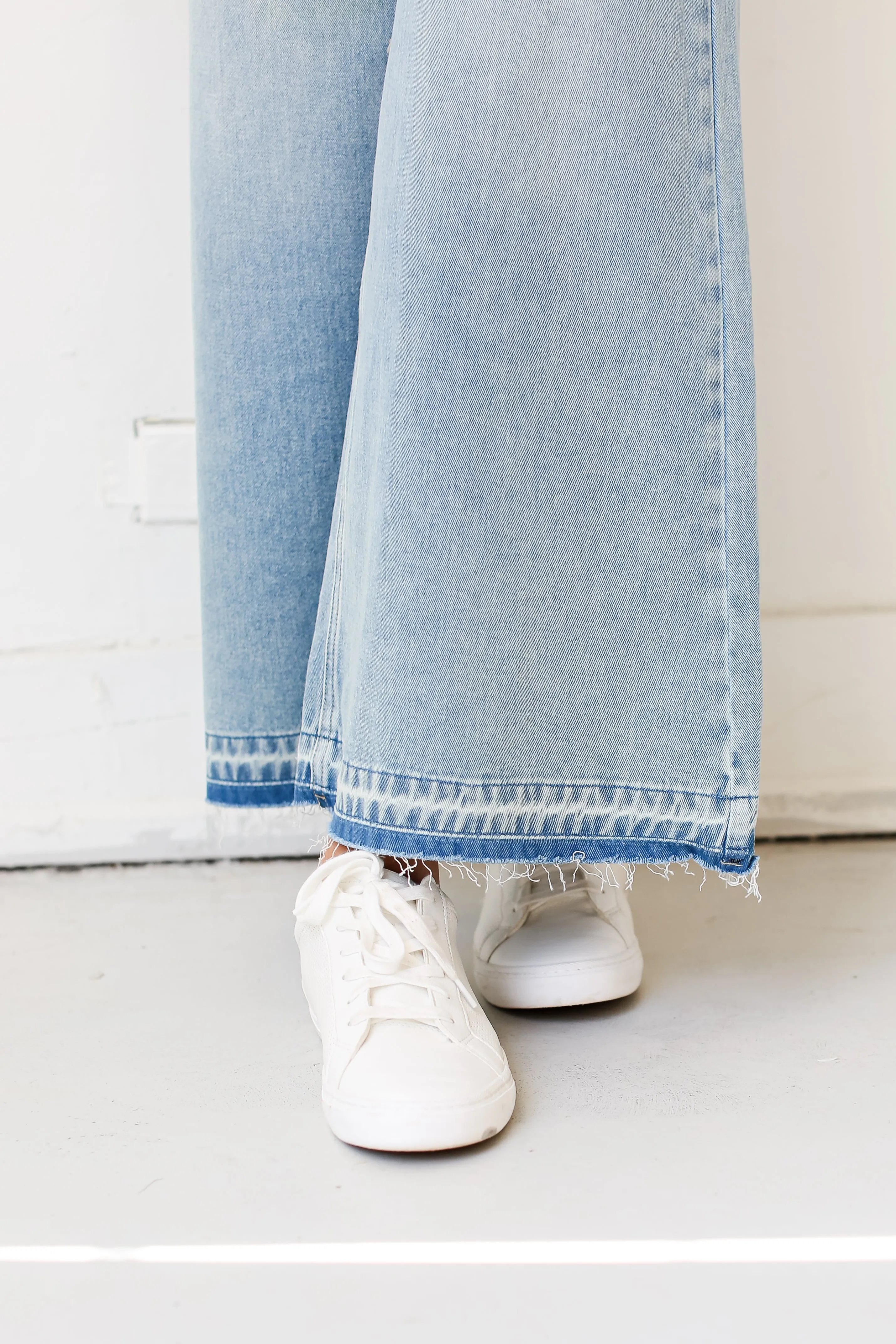 FINAL SALE - Exceptionally Cool Light Wash Wide Leg Jeans