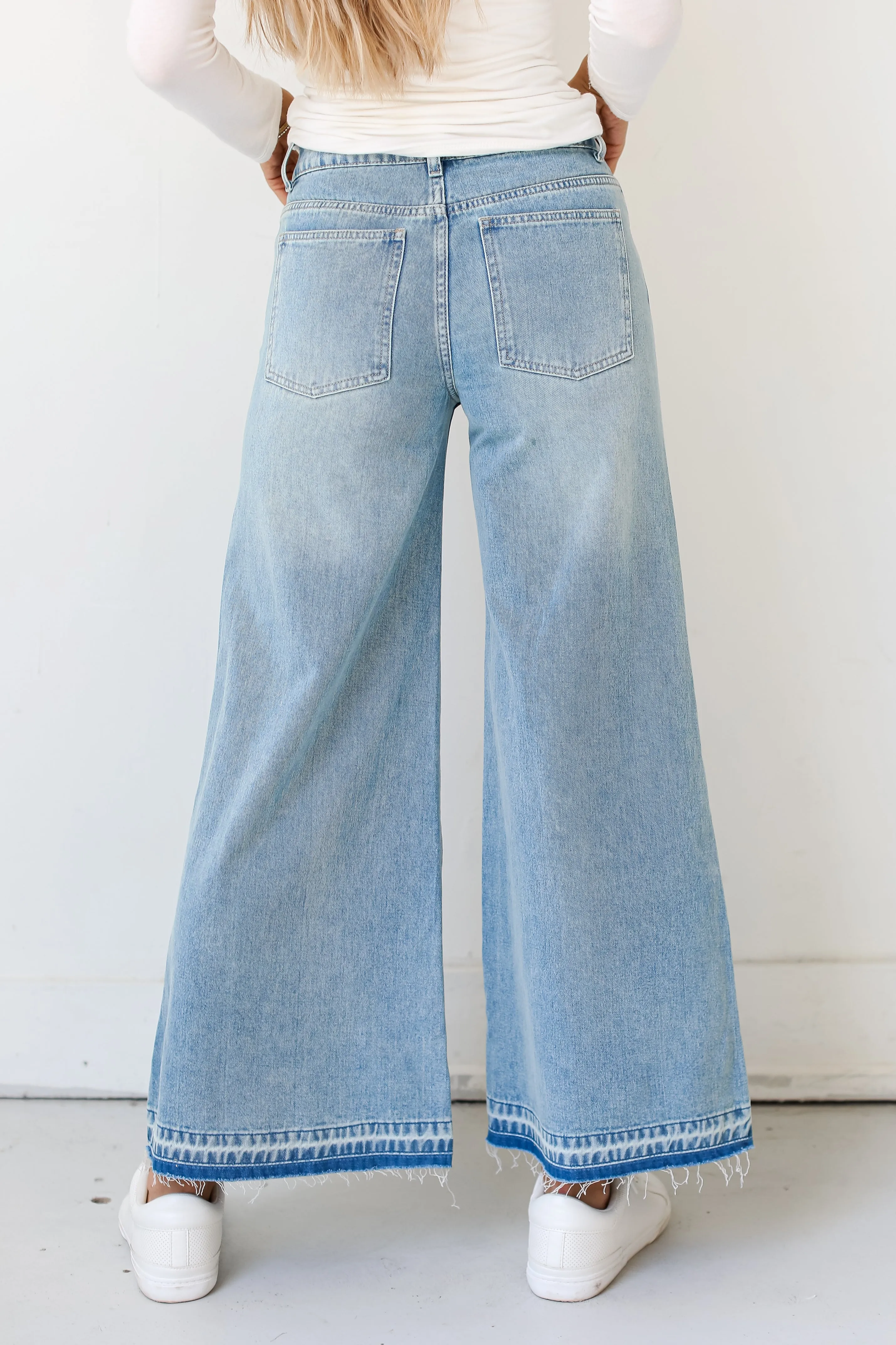 FINAL SALE - Exceptionally Cool Light Wash Wide Leg Jeans