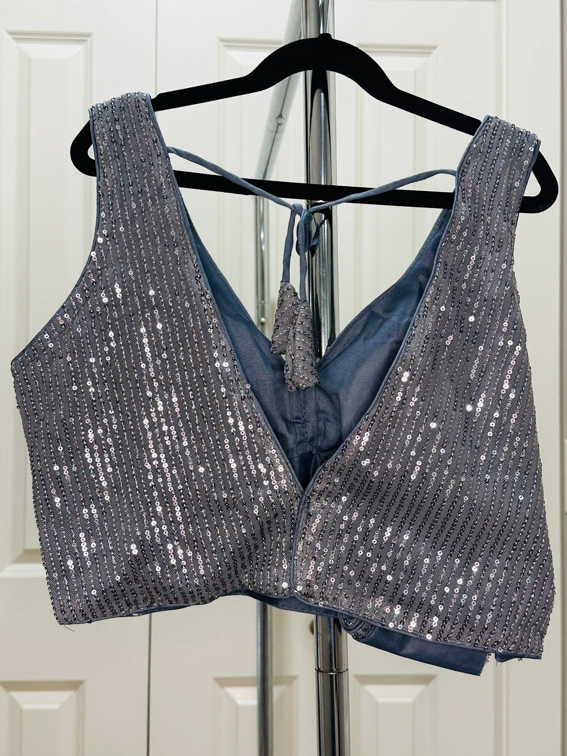 Sequin Blouses - V Neck - Sleeveless